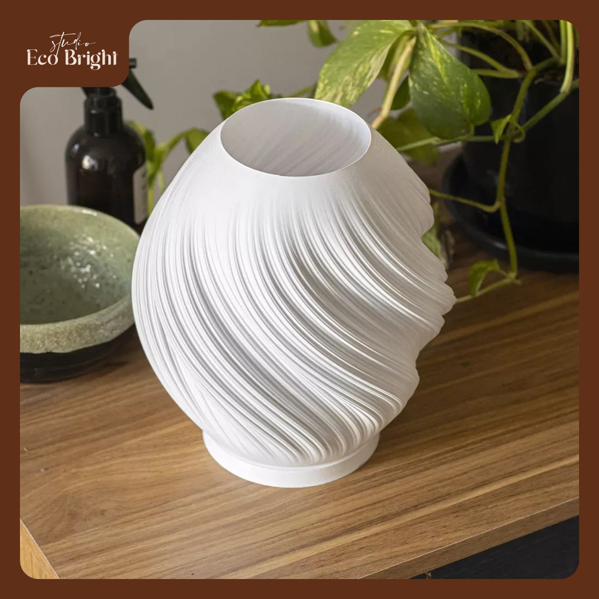 den-trang-tri-lara-soft-thuc-te Đèn Trang Trí Lara Soft Decor Góc Làm Việc - Ảnh 4